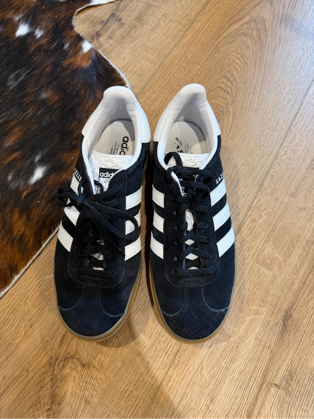 Adidas Gazelle women’s - Black/White